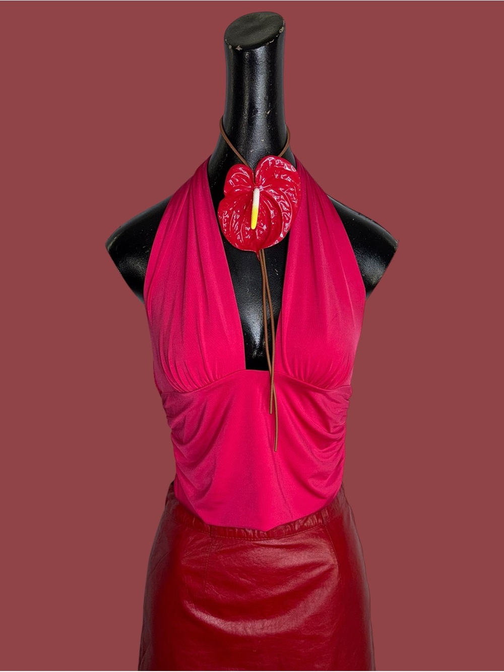 NWT Express hot pink Body Contour cropped halter top